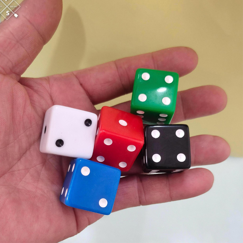 D6 Square Dice Cubes 25MM with - Party Games Adults Drinking recensione e prezzo