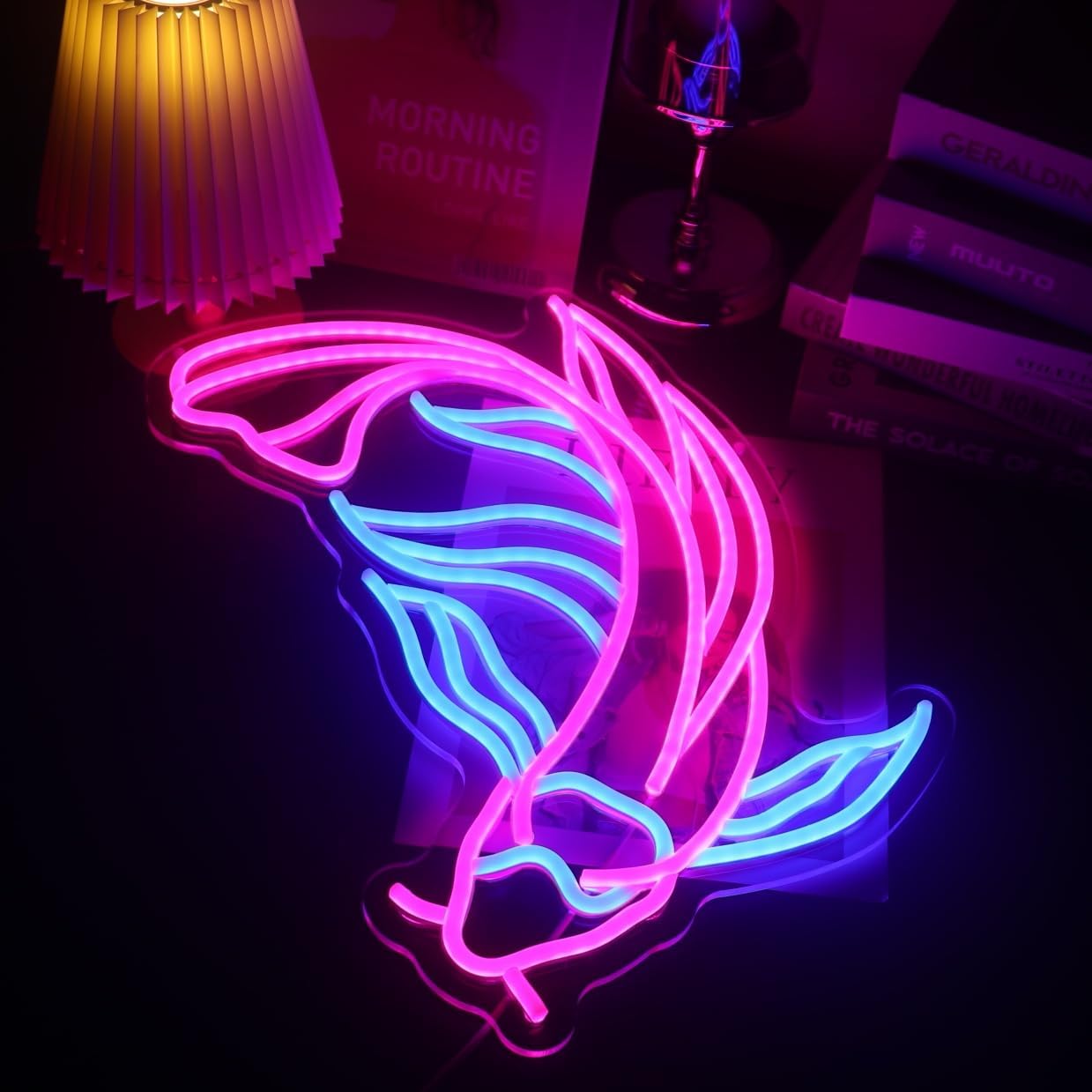 Koi Fish Neon Sign Dimmable LE - Party Games Shop recensione e prezzo